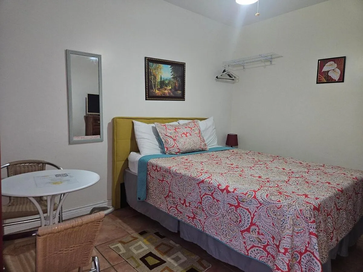Apartment Compact Studio, Beach & Pool 204A Montego Bay Jamaica