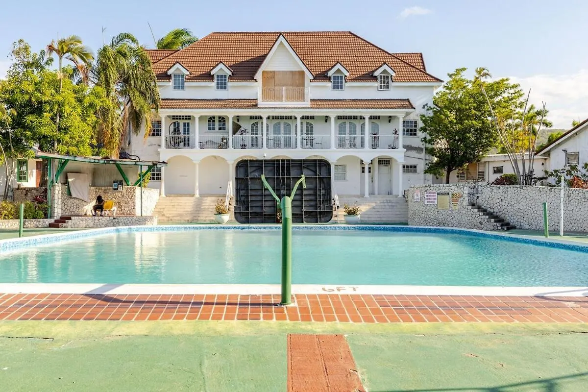 Compact Studio, Beach & Pool 204A Montego Bay 0*,